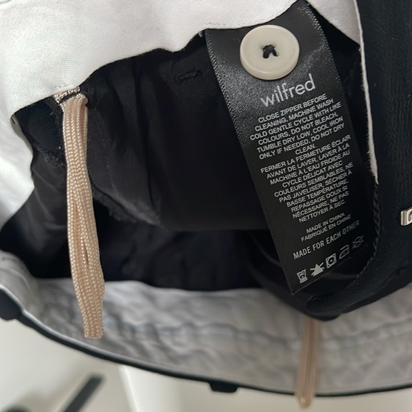 WILFRED Cropped Effortless Pants - Picture 4 of 4